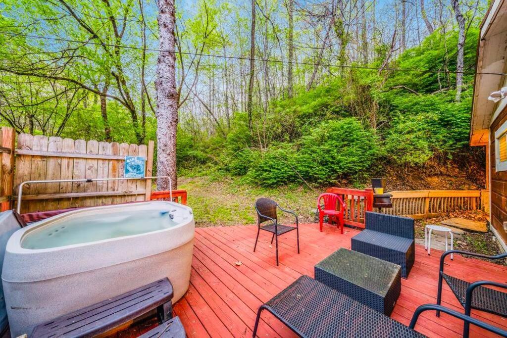 Cozy Cub Mountain Escape Villa Gatlinburg Kültér fotó